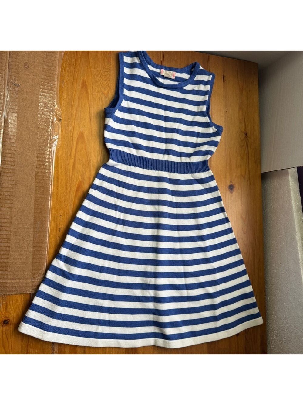 Egg collective sleeveless blue and white striped dress size 8y